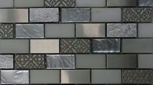 Mosaikfliesen im Metallic Look für moderne Wand- und Akzentflächen