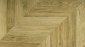 Feinsteinzeug im Parkett Look für moderne Wohnräume und Flure